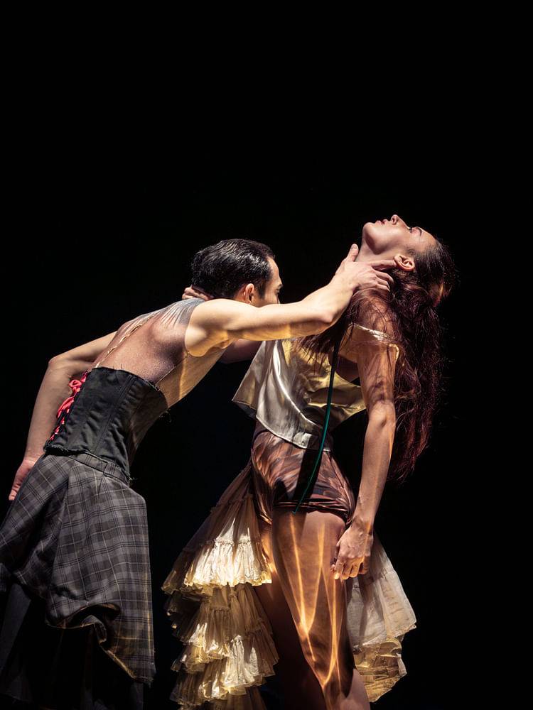AEREA - © Ashley Taylor/Wiener Staatsballett AEREA