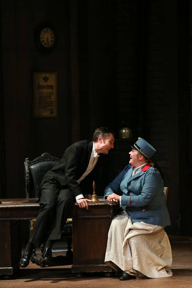 Marco Di Sapia (Frank), Stefanie Reinsperger (Frosch)