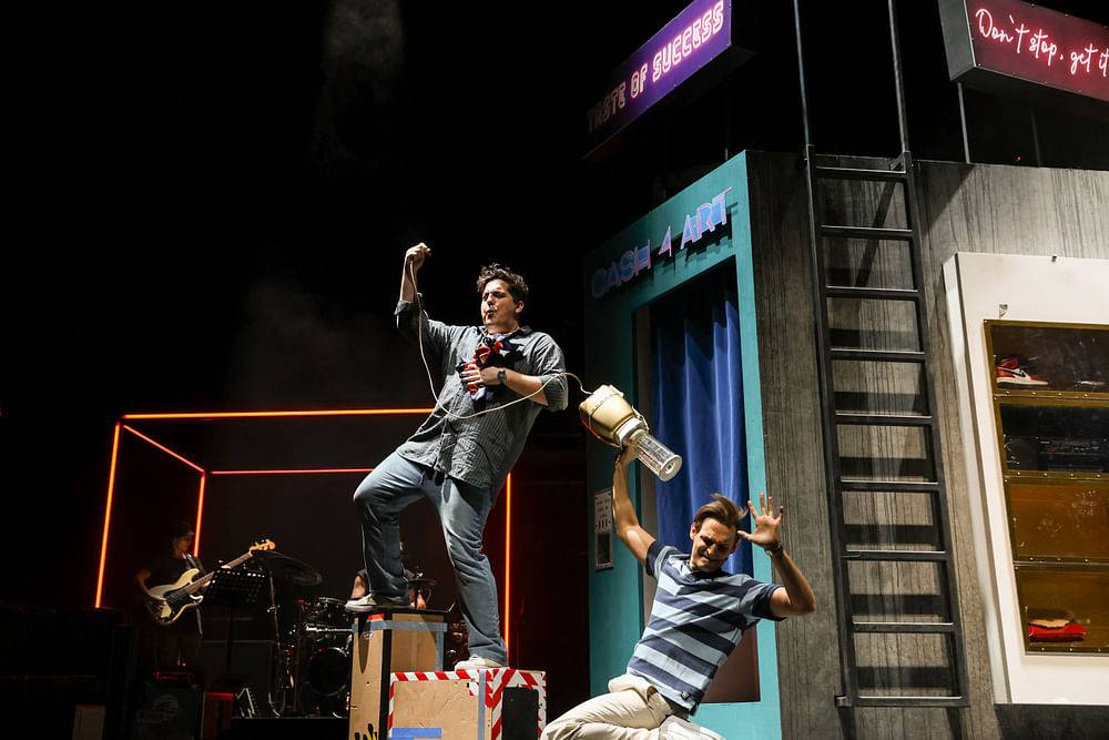 Jakob Semotan (Jon), Oliver Liebl (Michael)