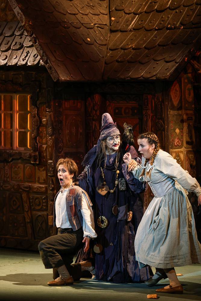 Annelie Sophie Müller (Hänsel), Ulrike Steinsky (Die Knusperhexe), Hedwig Ritter (Gretel)