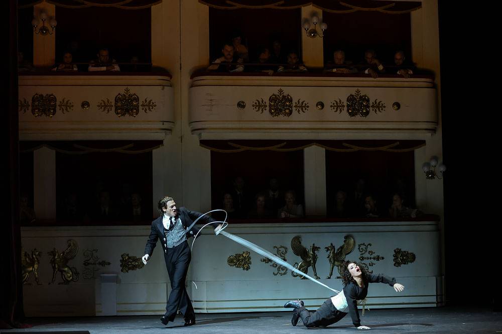 Daniel Schmutzhard (Escamillo), Annelie Sophie Müller (Carmen)