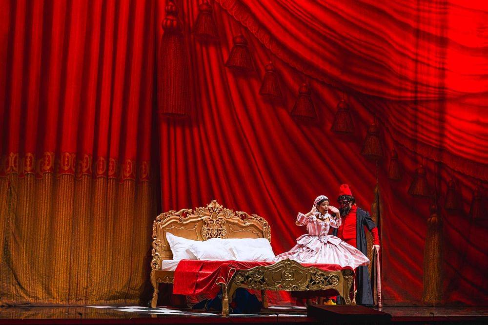 Jaye Simmons (Barbarina) - © Marco Sommer / Volksoper Wien Jaye Simmons (Barbarina)