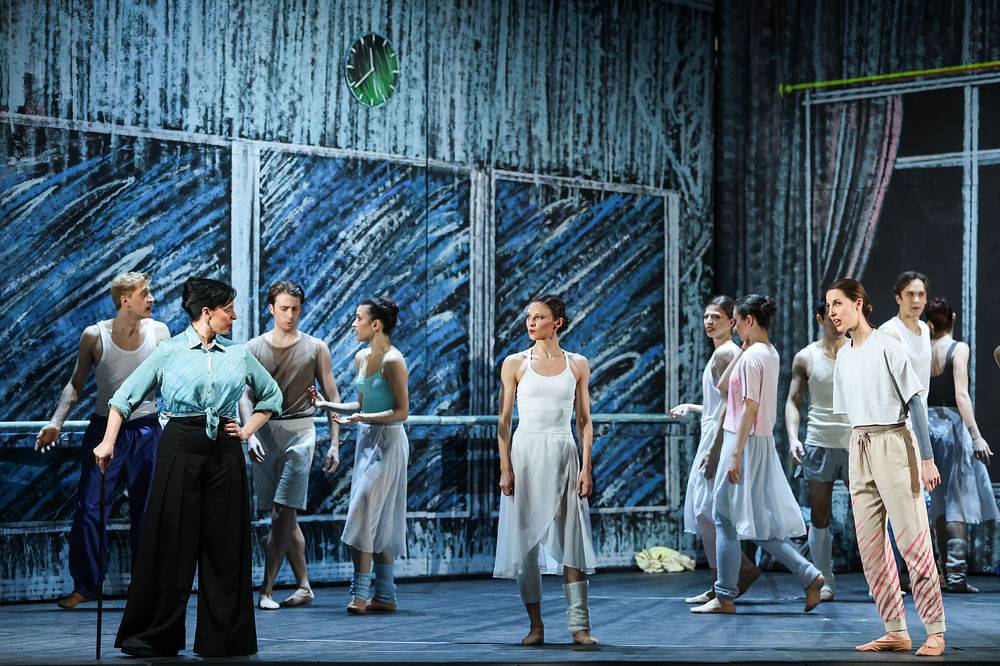 Ursula Pfitzner (Marika), Mila Schmidt (Nika), Maria Hegele (Lea), Wiener Staatsballett