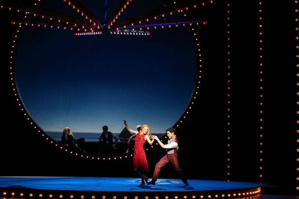 Robert Meyer (Sternwart/Dr. Seldon), Daniel Schmutzhard (Billy Bigelow), Oliver Liebl (Himmlischer Freund), Mila Schmidt (Louise Bigelow), Alexander Kaden (Wiener Staatsballett)
