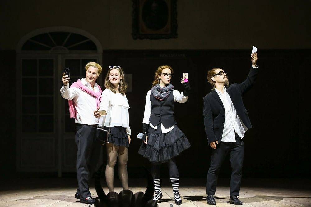 Carsten Süss (Isidor/Isbert/Ismail), Theresa Dax (Amanda/Amalia/Amira), Johanna Arrouas (Isabella/Isolde/Iska), David Sitka (Reinhart/Reinwald/Reiner)