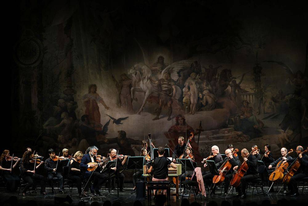 Jacob Reuven, Omer Meir Wellber und Streicher:innen des Orchesters der Volksoper Wien
