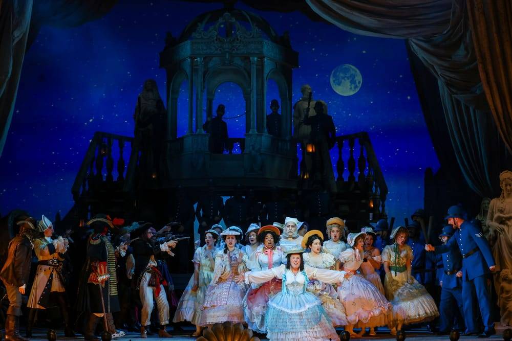 Nicole Chévalier (Mabel), Ensemble, Chor