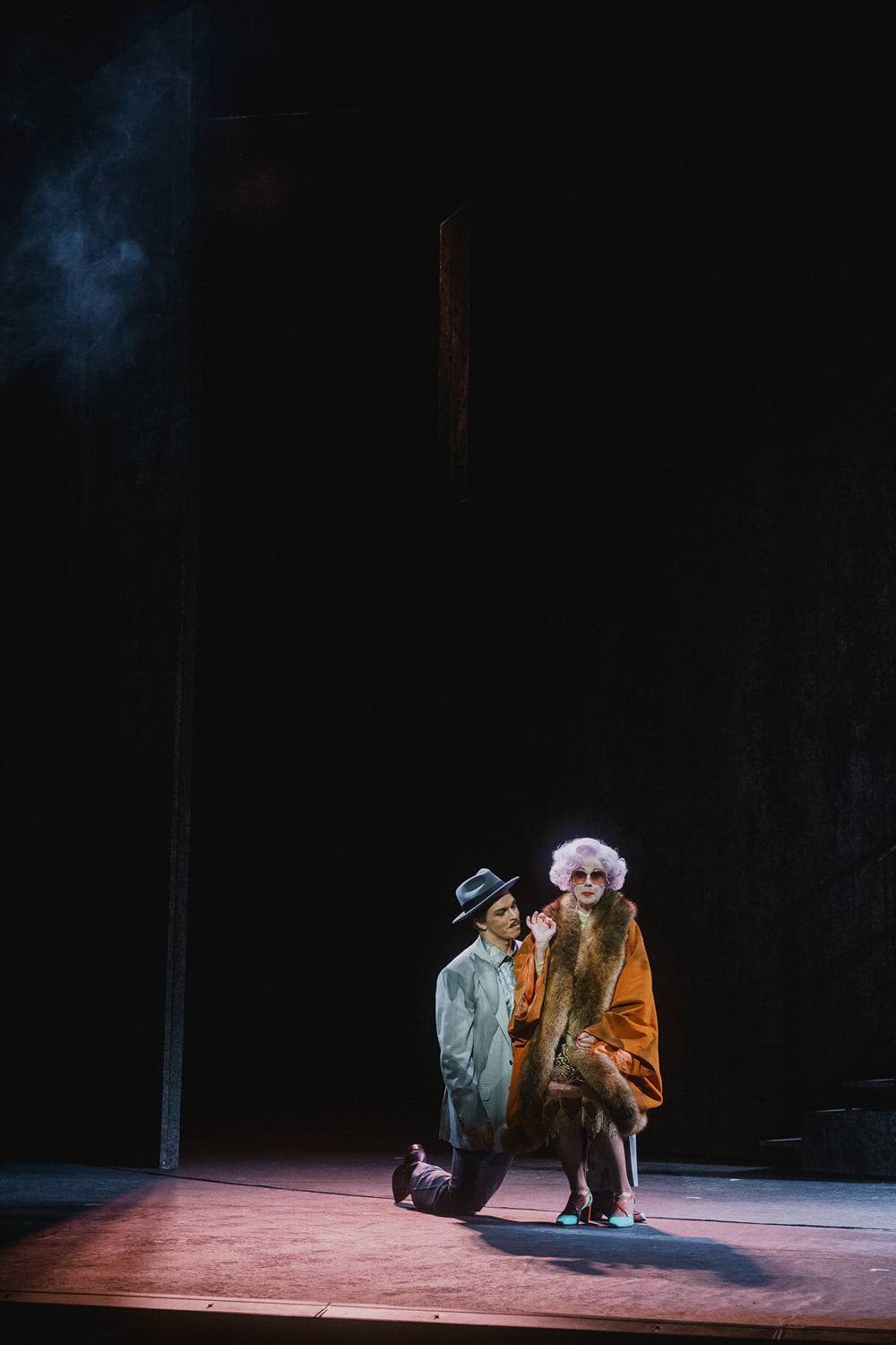 Lionel von Lawrence (Billy Flynn), Martina Dorak (Mary Sunshine)
