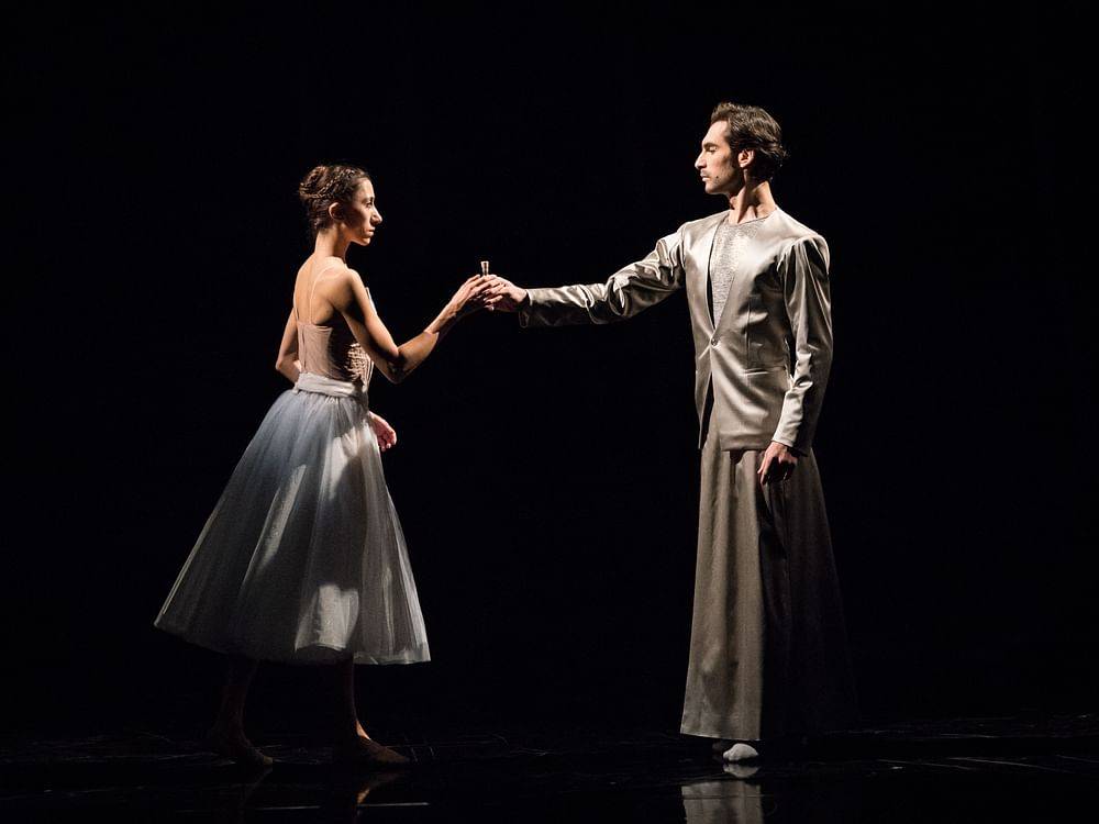 Ioanna Avraam (Juliette), Mihail Sosnovschi (Bruder Lorenz)