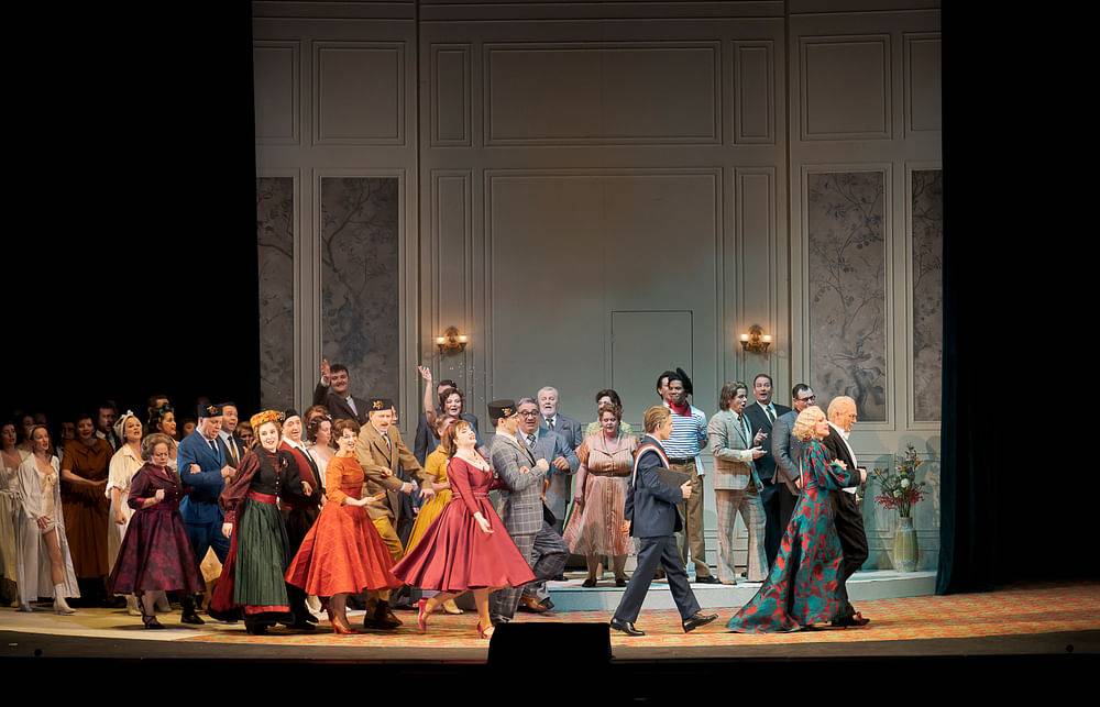 Ensemble und Chor der Volksoper Wien, Wiener Staatsballett

