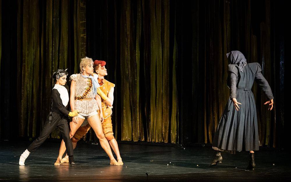 © Wiener Staatsballett/Ashley Taylor