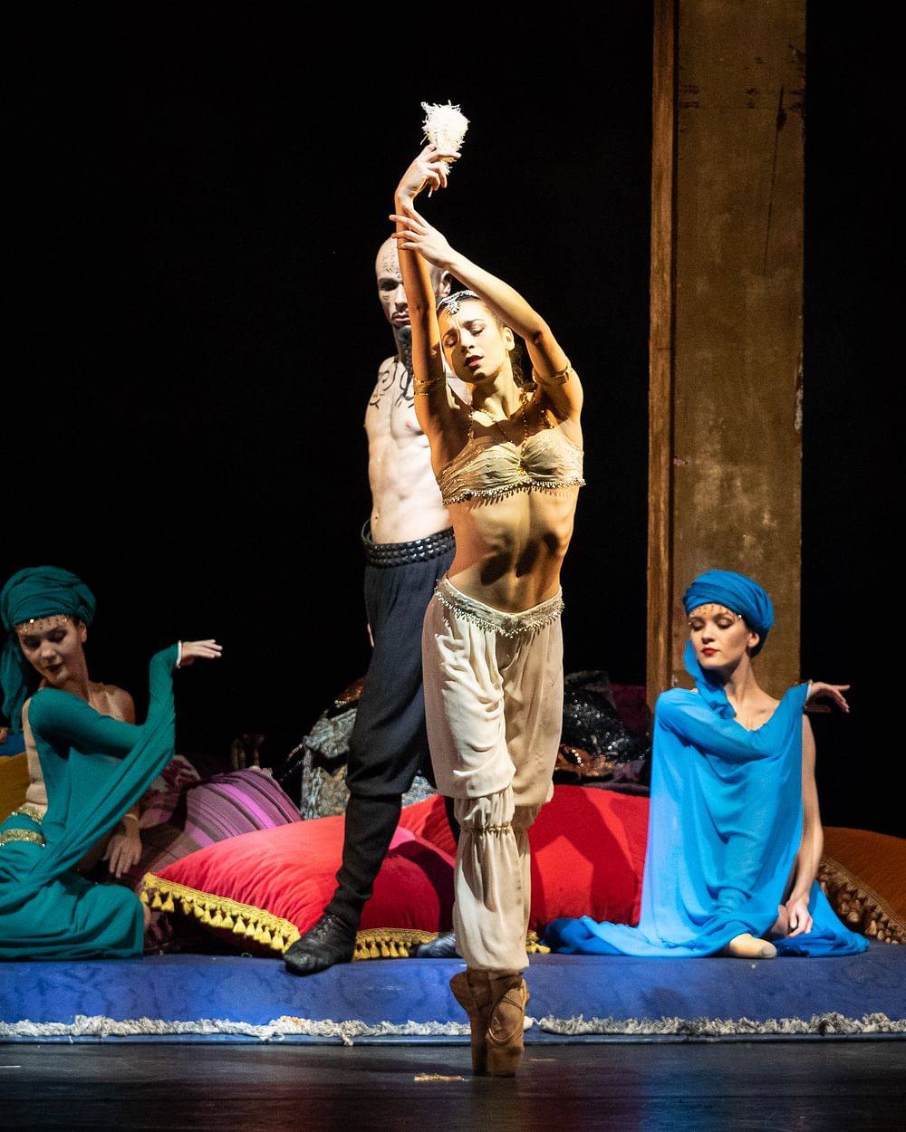 © Wiener Staatsballett/Ashley Taylor