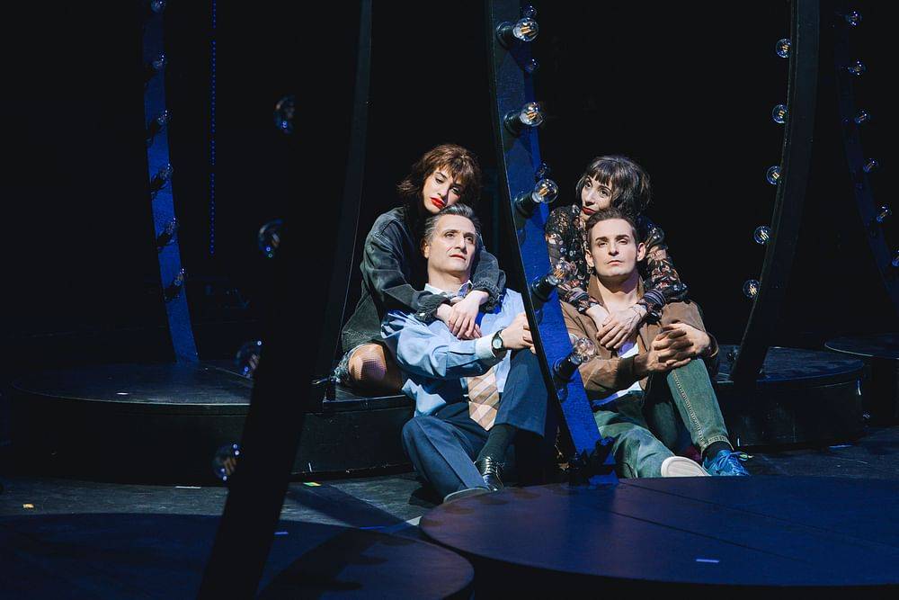 Juliette Khalil (Junge Sally), Drew Sarich (Benjamin Stone), Ruth Brauer-Kvam (Sally Durant Plummer), Oliver Liebl (Junger Ben)
