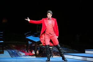 Günter Haumer (Der Fremde) © Barbara Pálffy/Volksoper Wien