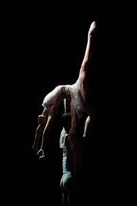 Suzanne Kertész und Robert Weithas in Carmina Burana © Wiener Staatsballett/Ashley Taylor