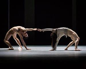 Tainá Ferreira Luiz und Felipe Vieira in Nachmittag eines Fauns © Wiener Staatsballett/Ashley Taylor