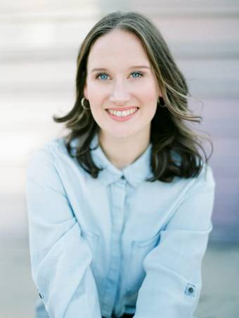 Porträt von Theresa Dax