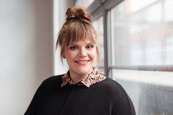 Portrait of Stefanie Reinsperger