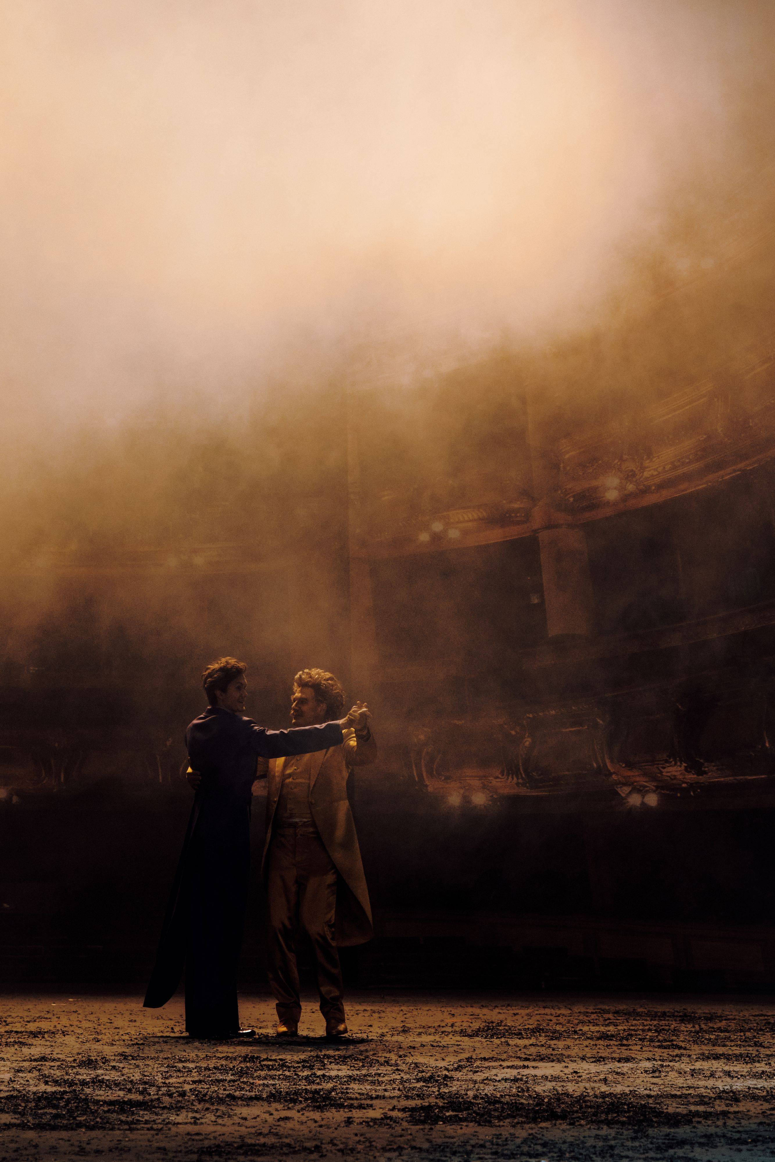 Aleksandar Orlić (Leon), Daniel Schmutzhard (Johann Strauß)