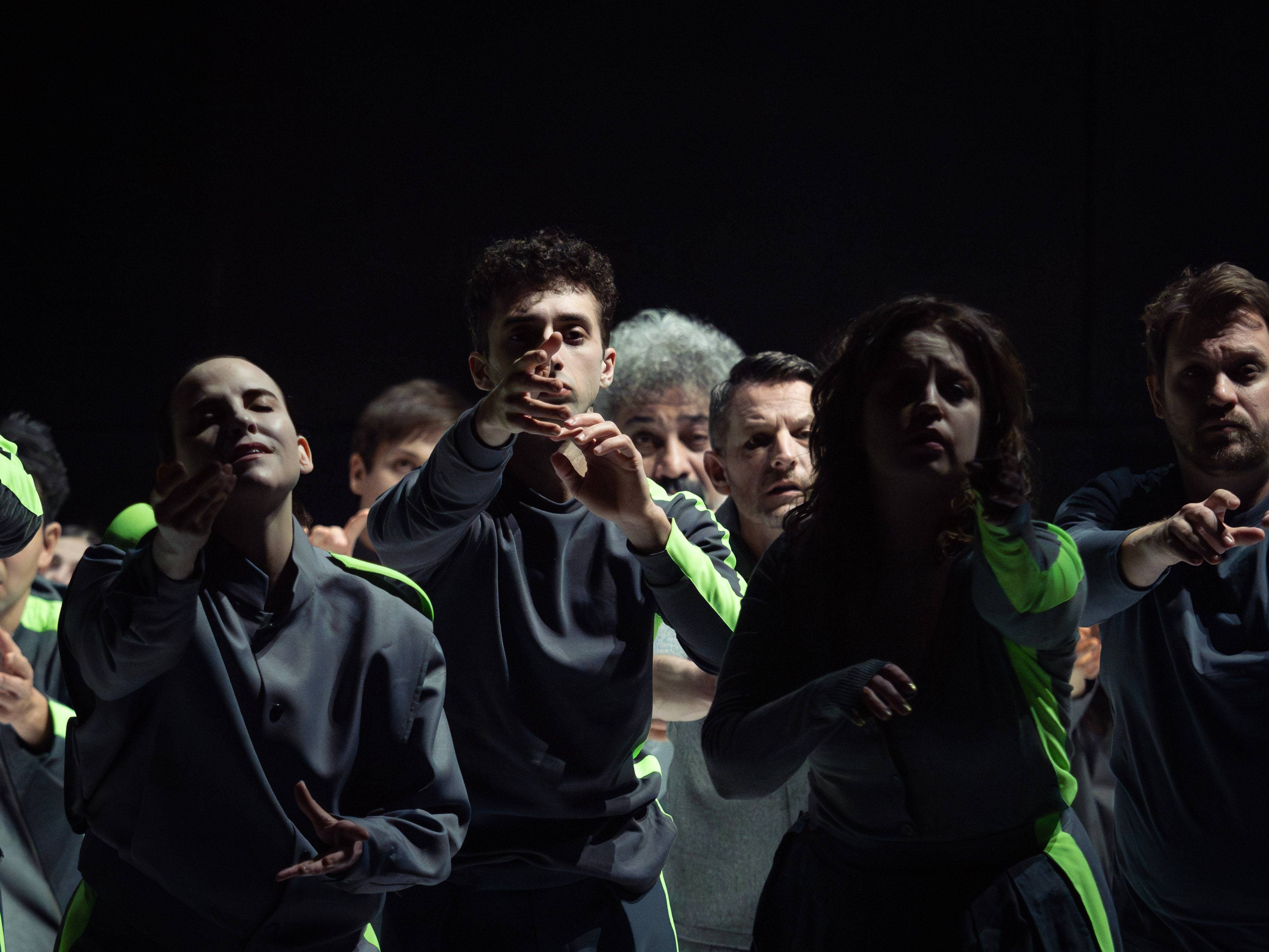 Rebecca Nelsen (Bubikopf /Sopran), Gabriele Aime, Chor der Volksoper Wien